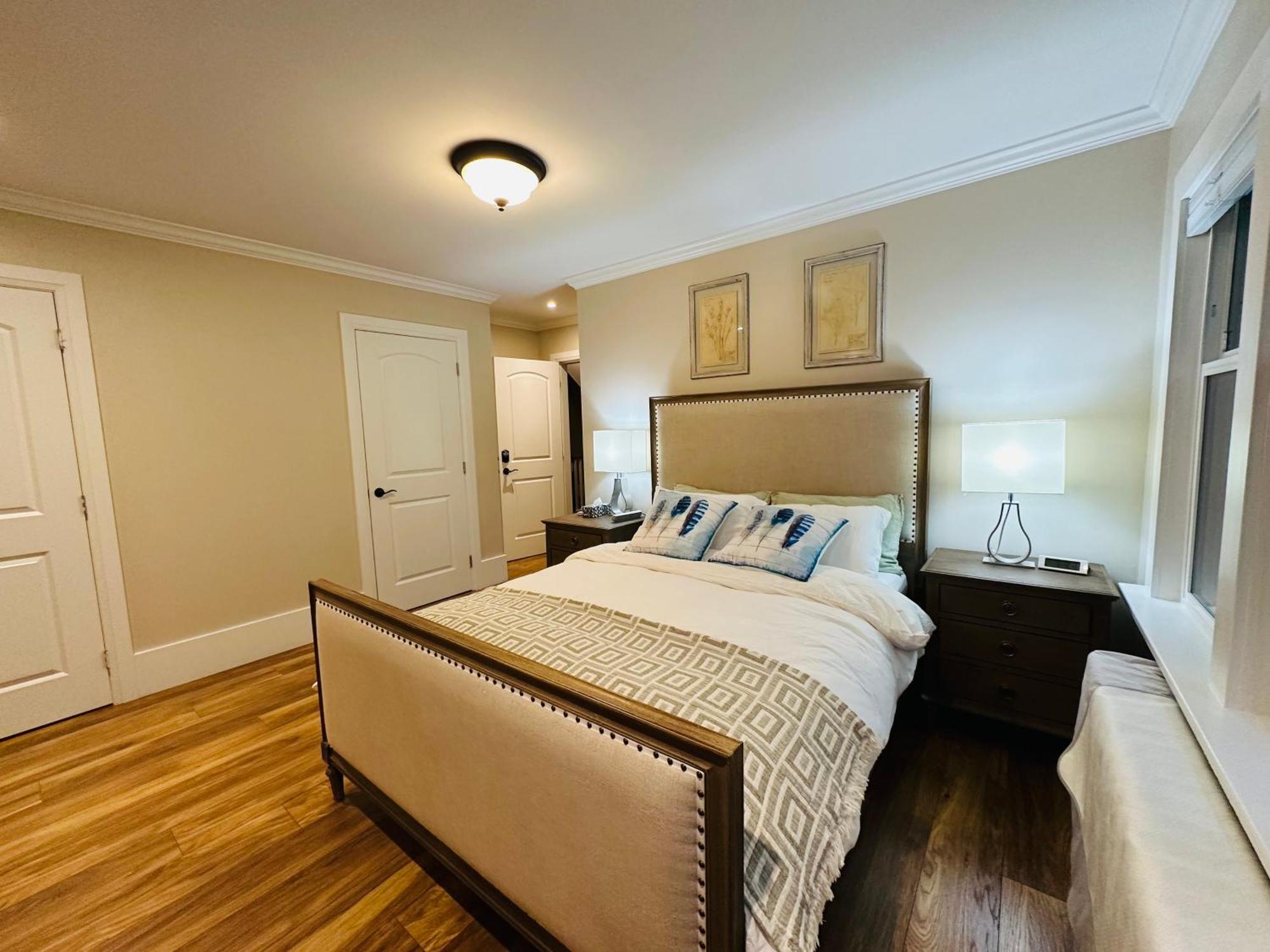 Shaughnessy Cozy Bedrooms Guest House バンクーバー エクステリア 写真