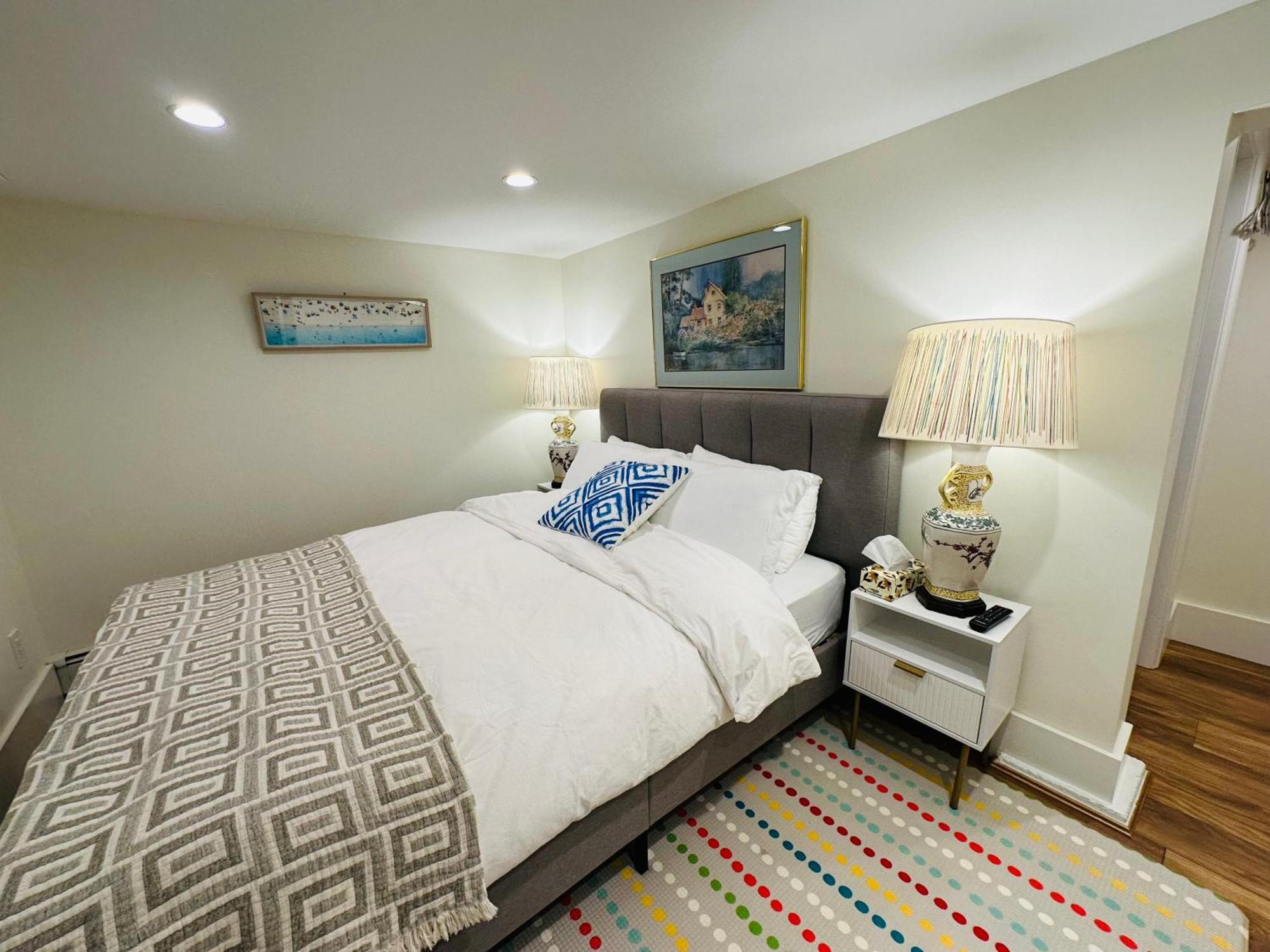 Shaughnessy Cozy Bedrooms Guest House バンクーバー エクステリア 写真