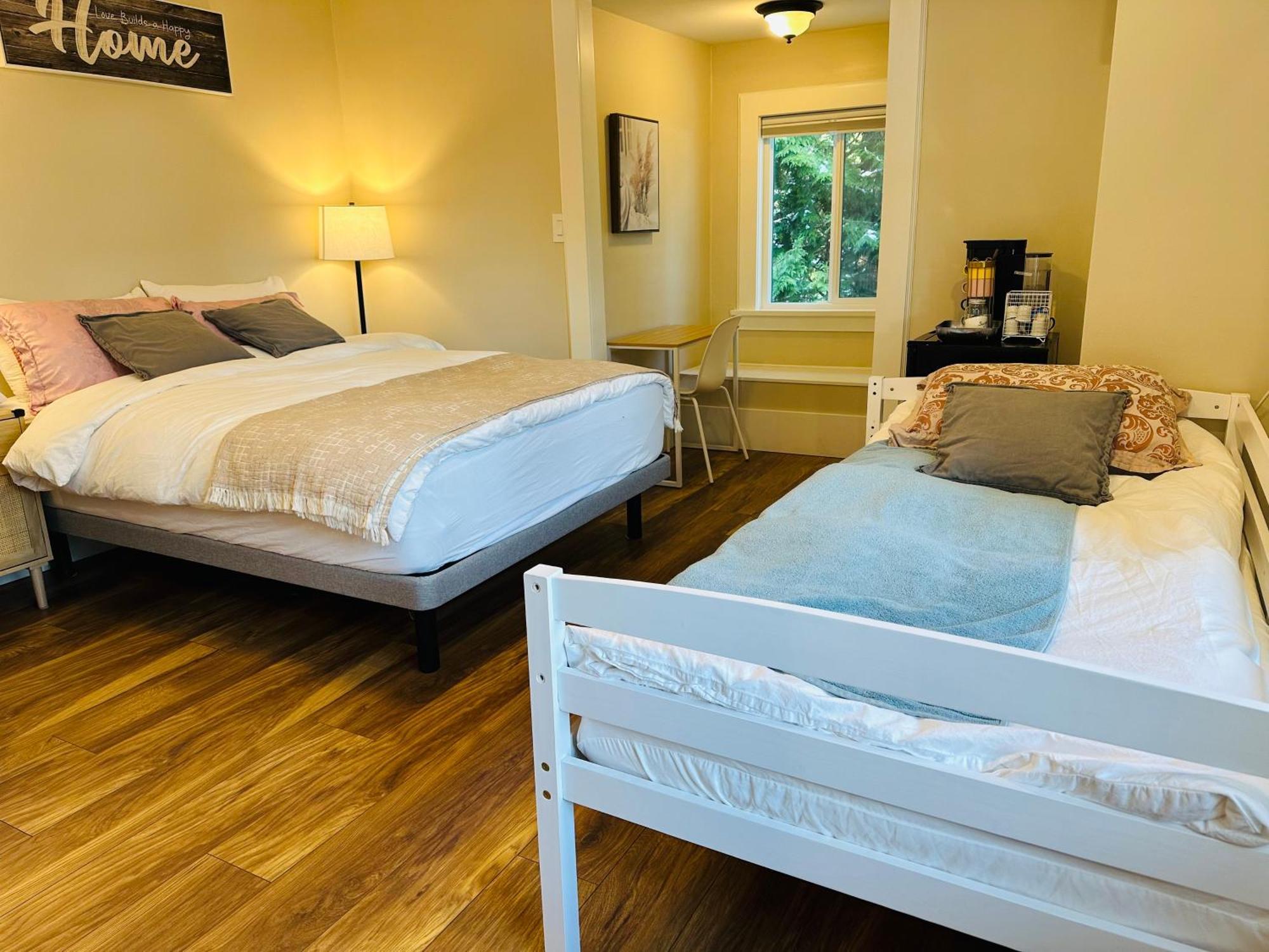 Shaughnessy Cozy Bedrooms Guest House バンクーバー エクステリア 写真