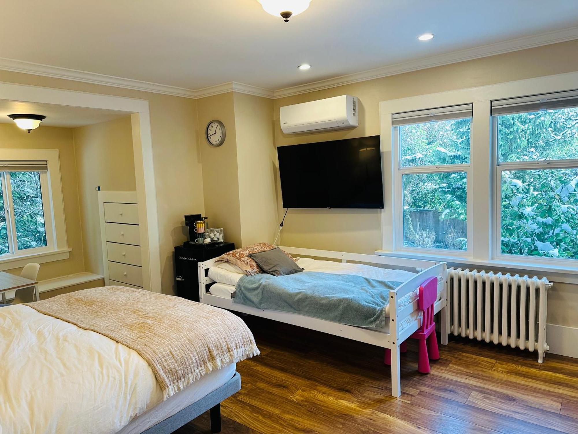 Shaughnessy Cozy Bedrooms Guest House バンクーバー エクステリア 写真